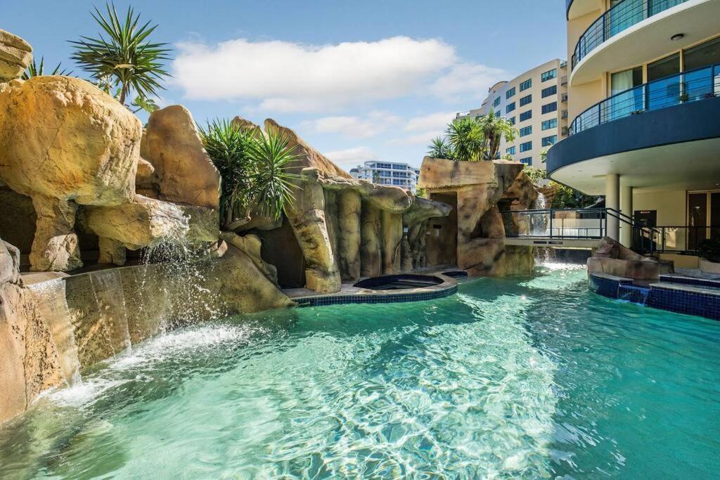 Gem In The Heart Of Mooloolaba - Landmark Resort Exteriör bild